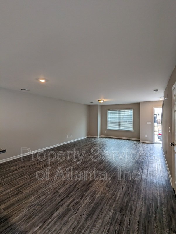 Union City 3BD/2.5BA Townhome ! property image