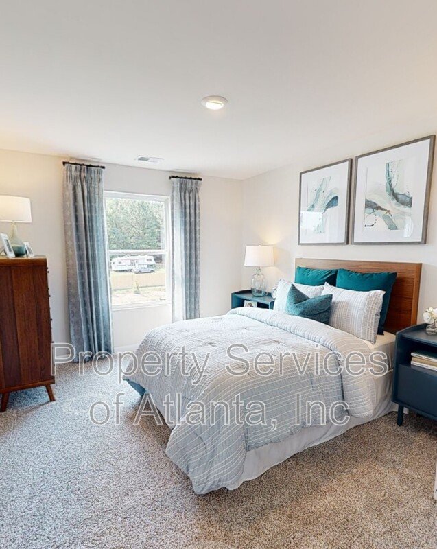 Fairburn 5BD/2.5BA newer home! property image