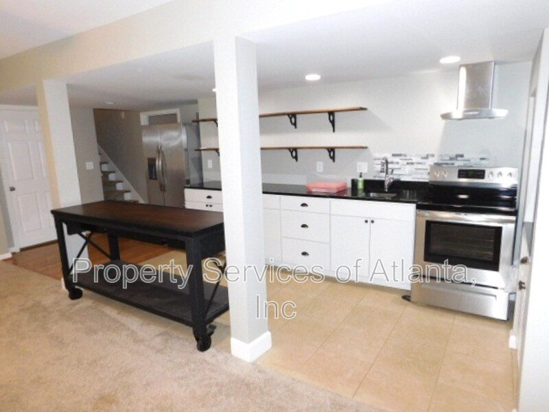 Acworth-Cobb-4BR/3.5BA - Attic for Storage - Finished Basement property image