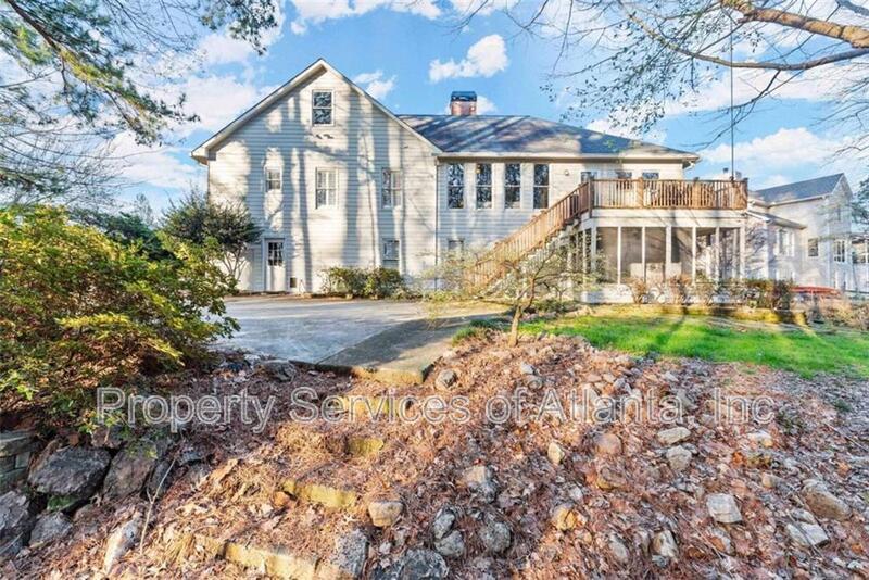 Acworth-Cobb-4BR/3.5BA - Attic for Storage - Finished Basement property image