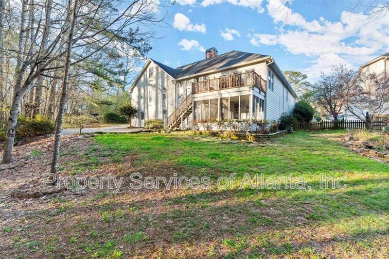 Acworth-Cobb-4BR/3.5BA - Attic for Storage - Finished Basement property image