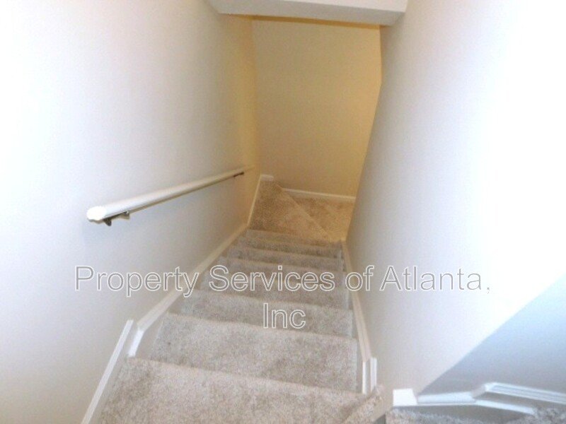 Roswell - 3BR/3.5BA End Unit Townhouse property image