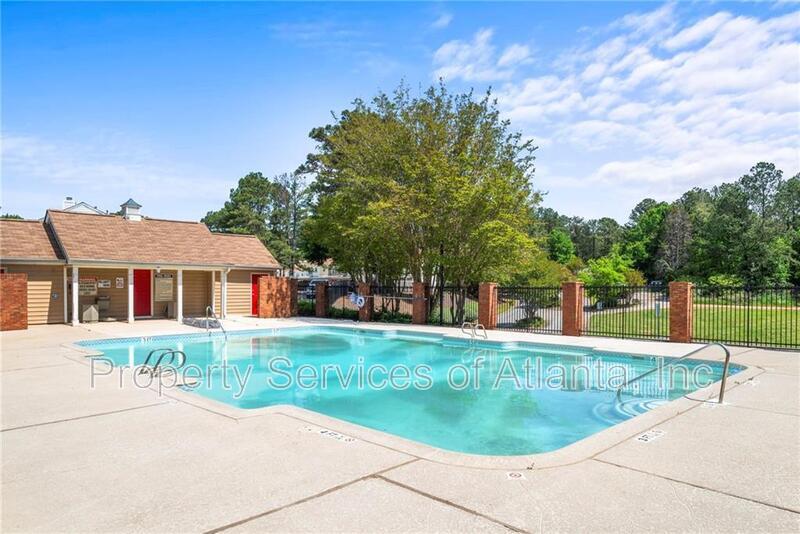 Roswell - 3BR/3.5BA End Unit Townhouse property image