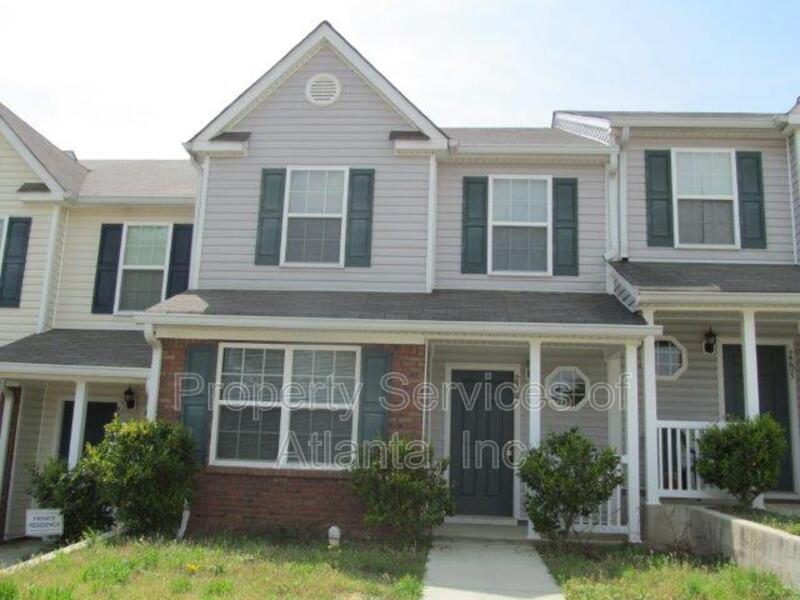 Spacious 4BD/3BA townhome in Morrow Move In Now property image