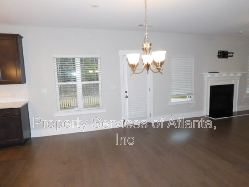 Powder Springs - 4BR/3.5BA - Spacious Home - Amenities property image