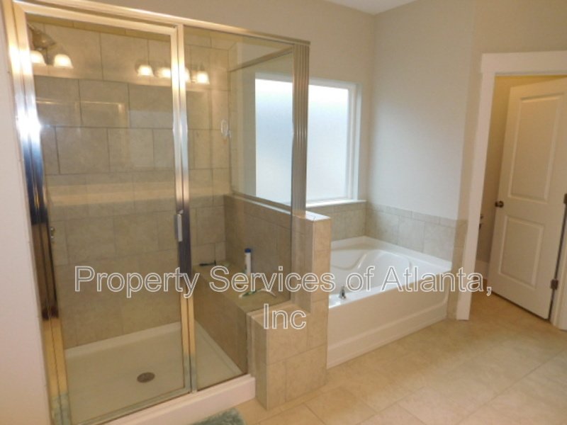 Powder Springs - 4BR/3.5BA - Spacious Home - Amenities property image