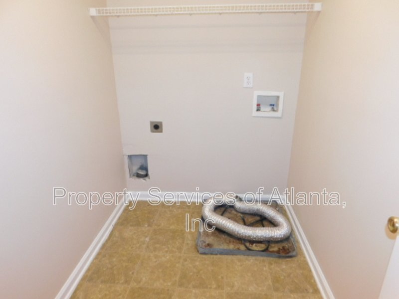 Douglasville - 4BR/2.5BA - Great Community with Amenities property image