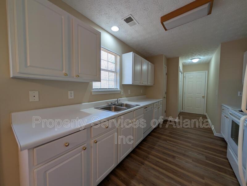 Stockbridge 3BD/2BA Ranch Home Move In Now property image