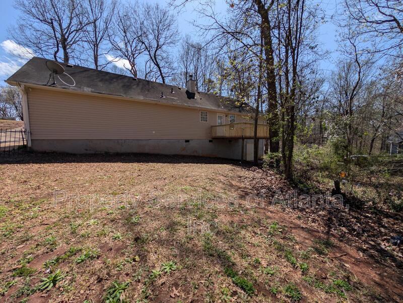 Stockbridge 3BD/2BA Ranch Home Move In Now property image