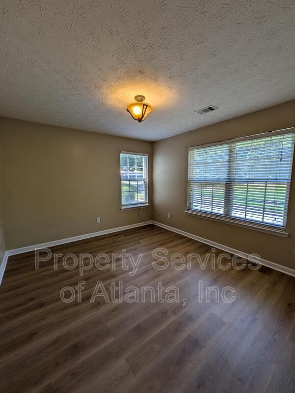 Stone Mountain 3BD/2.5BA!!! property image