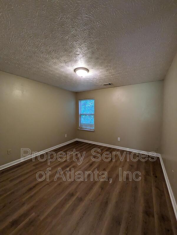 Stone Mountain 3BD/2.5BA!!! property image