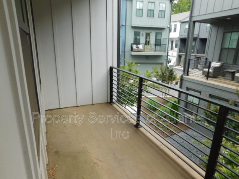 Chastain Park - 3-Story Newer Townhouse - Great Location!! property image
