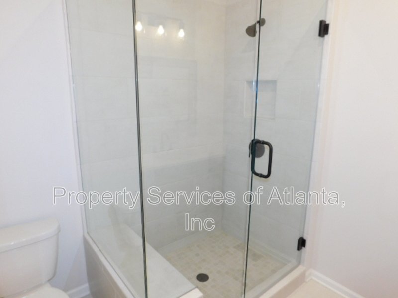 Chastain Park - 3-Story Newer Townhouse - Great Location!! property image