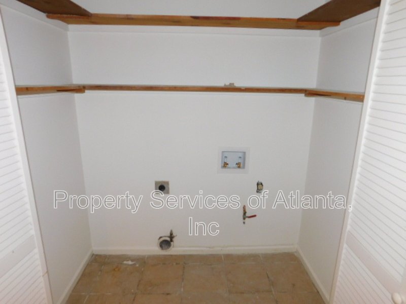 Marietta - 4BR/2BA - RANCH - NO CARPET - WALTON HIGH SCHOOL DISTRICT property image