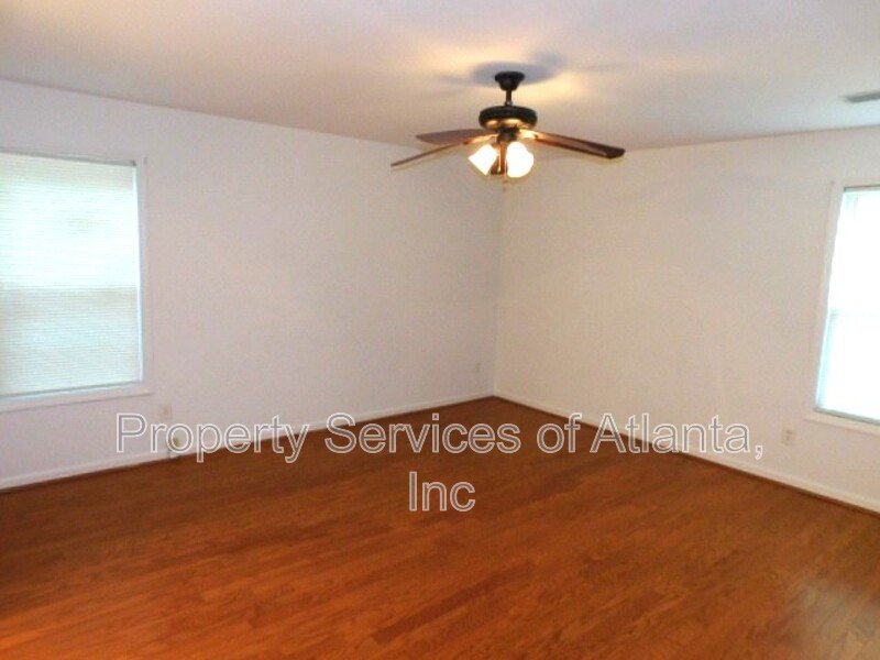 Marietta - 4BR/2BA - RANCH - NO CARPET - WALTON HIGH SCHOOL DISTRICT property image