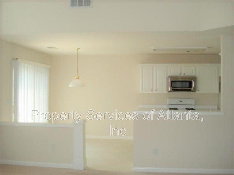 Alpharetta - 3BR/2.5BA TH - Includes Landscaping & Trash property image