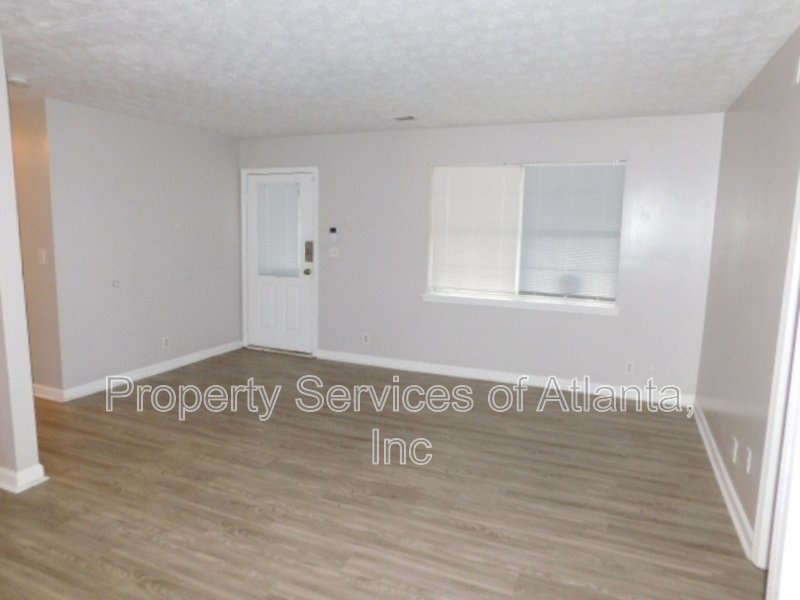 Conley - Renovated 3BR/2BA Ranch property image