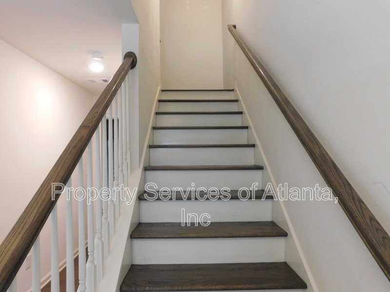 Gated - 4/3.5  Townhouse- Trash & Landscaping Included property image