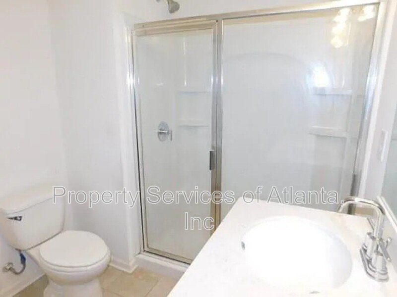 Gated - 4/3.5  Townhouse- Trash & Landscaping Included property image