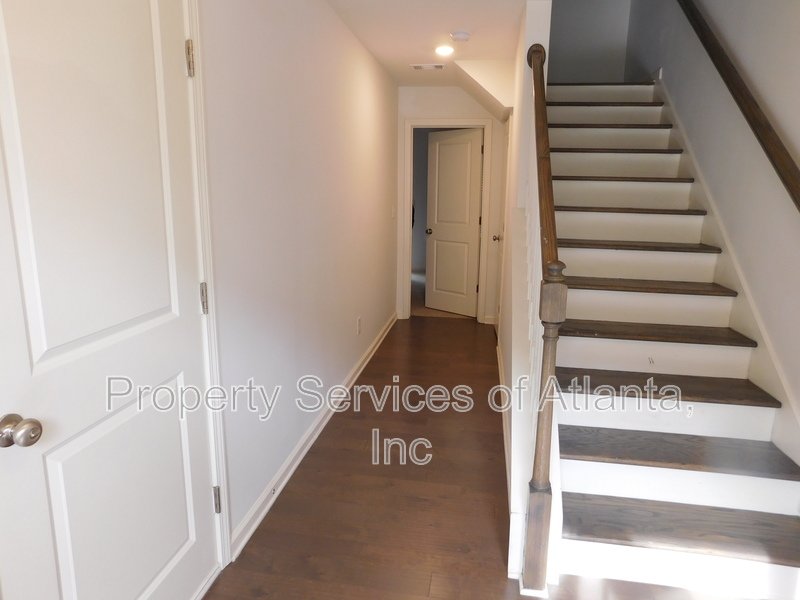 Gated - 4/3.5  Townhouse- Trash & Landscaping Included property image