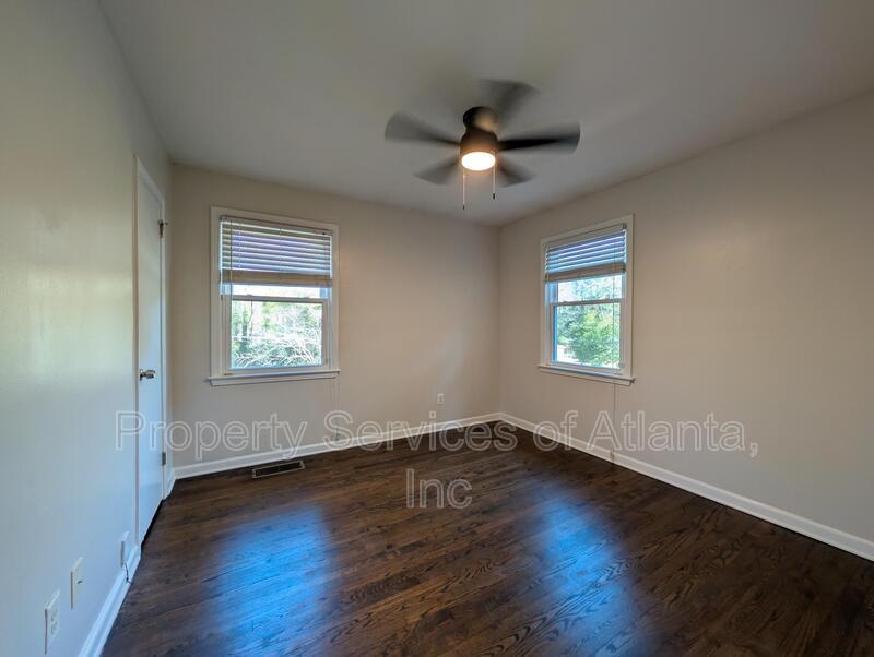 Atlanta Home 3BD/2BA close to 20 & 75 Pets Welcome property image