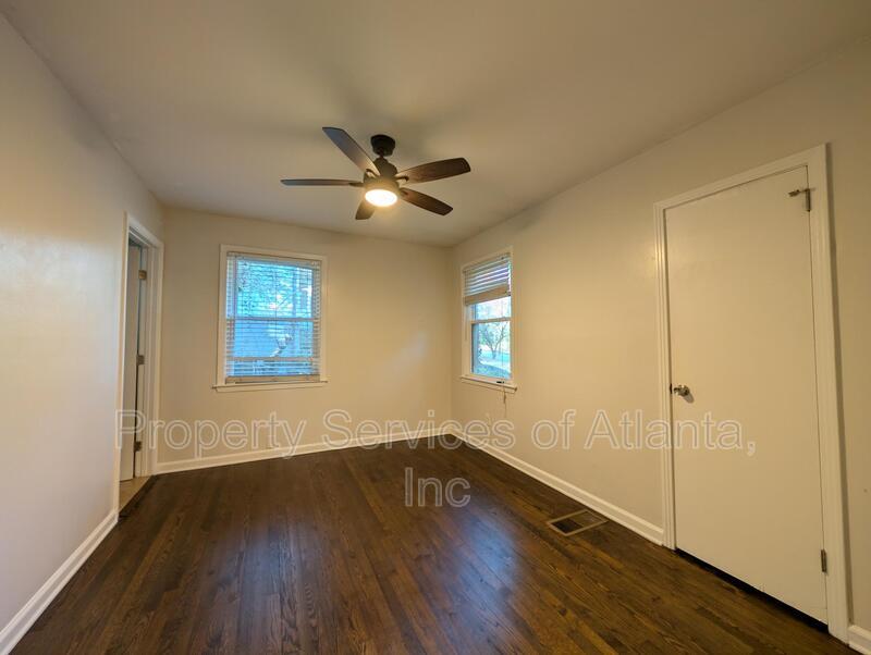 Atlanta Home 3BD/2BA close to 20 & 75 Pets Welcome property image