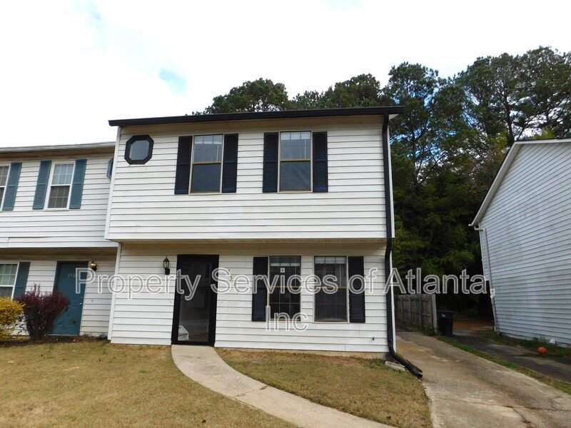 Powder Springs - 2BR/2.5BA Renovated End Unit Townhouse property image