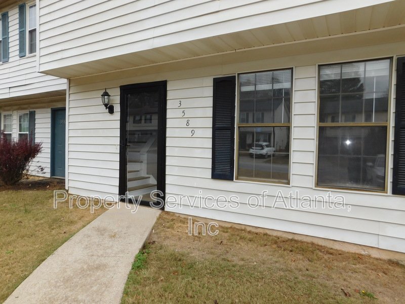 Powder Springs - 2BR/2.5BA Renovated End Unit Townhouse property image