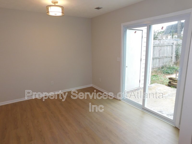 Powder Springs - 2BR/2.5BA Renovated End Unit Townhouse property image