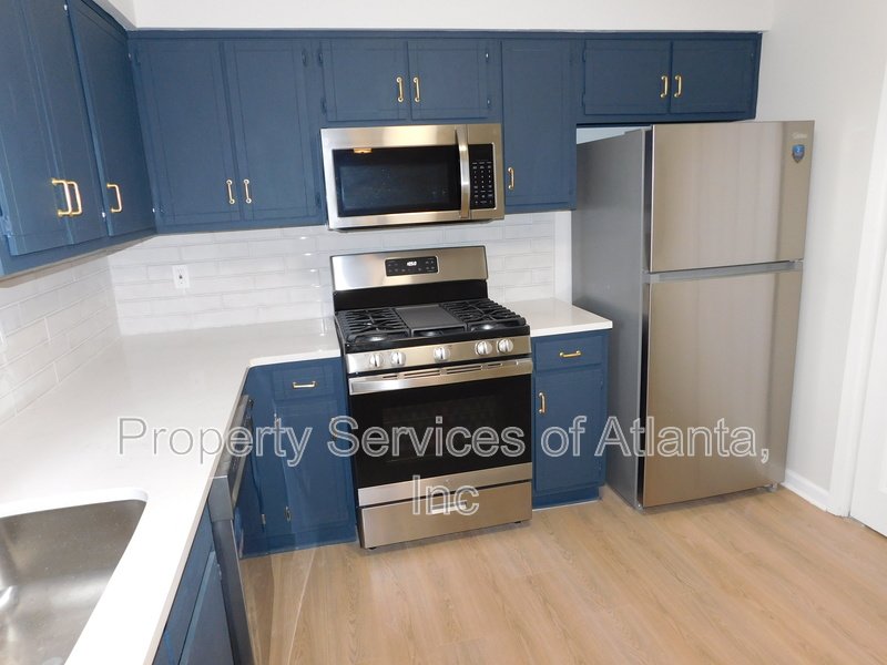 Powder Springs - 2BR/2.5BA Renovated End Unit Townhouse property image