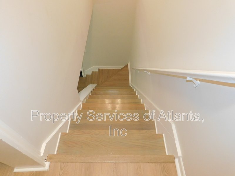 Powder Springs - 2BR/2.5BA Renovated End Unit Townhouse property image