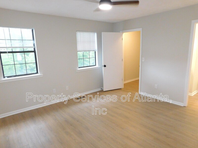 Powder Springs - 2BR/2.5BA Renovated End Unit Townhouse property image