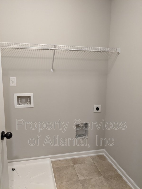 McDonough 3BD/2.5BA Newer Build property image