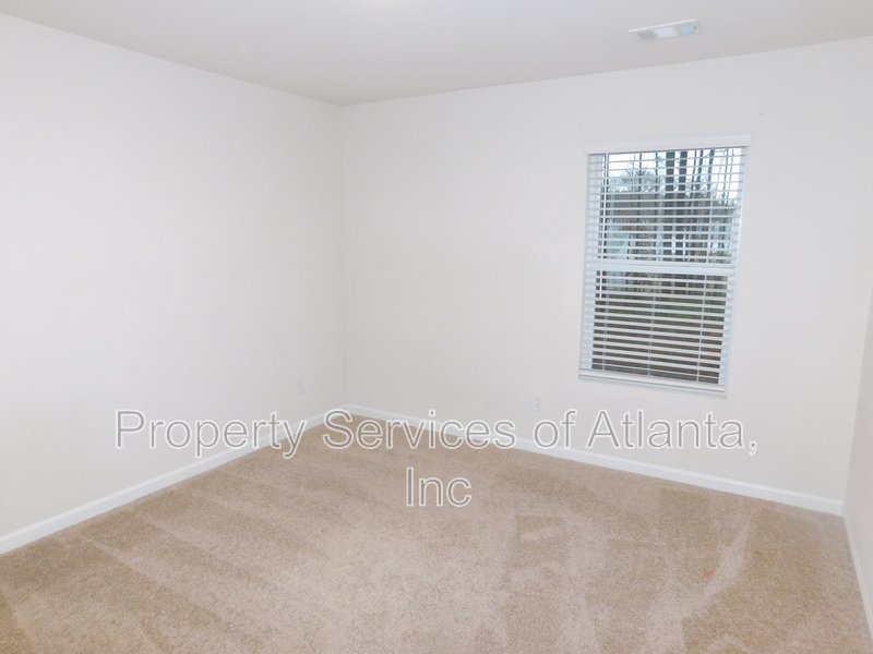 519 Springer Pkwy property image