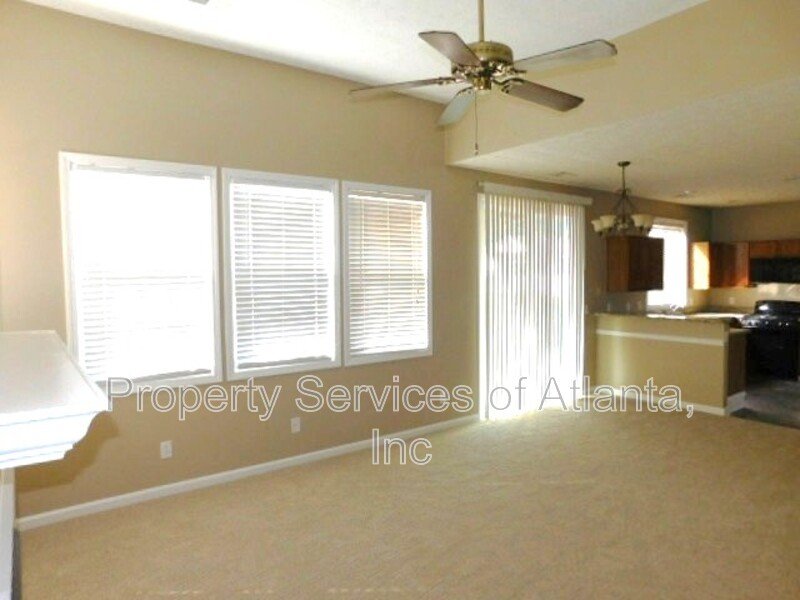 Acworth -  2BR/2.5BA Townhome - Fenced Yard property image