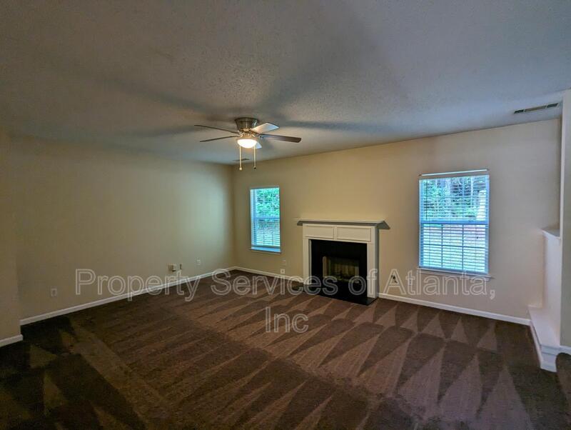 Spacious 4BD/2.5BA Ellenwood Home! property image