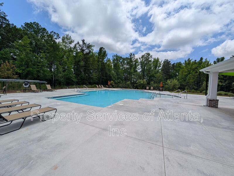 Fairburn 5BD/2.5BA newer home! property image