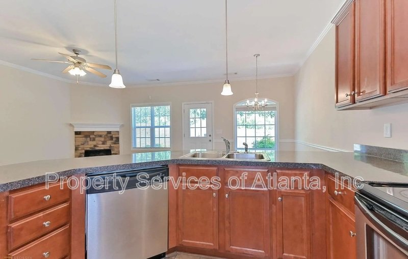 Acworth (Cherokee County) - 3BR/2.5BA Townhouse - Amenities property image