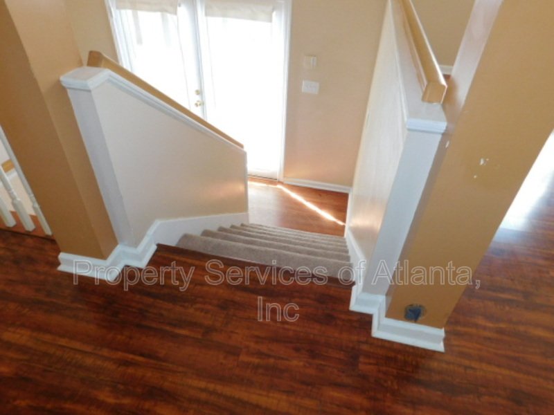 Acworth-4BR/3BA-Finished Basement-Bedroom-Bath-Kitchenette & Bonus property image