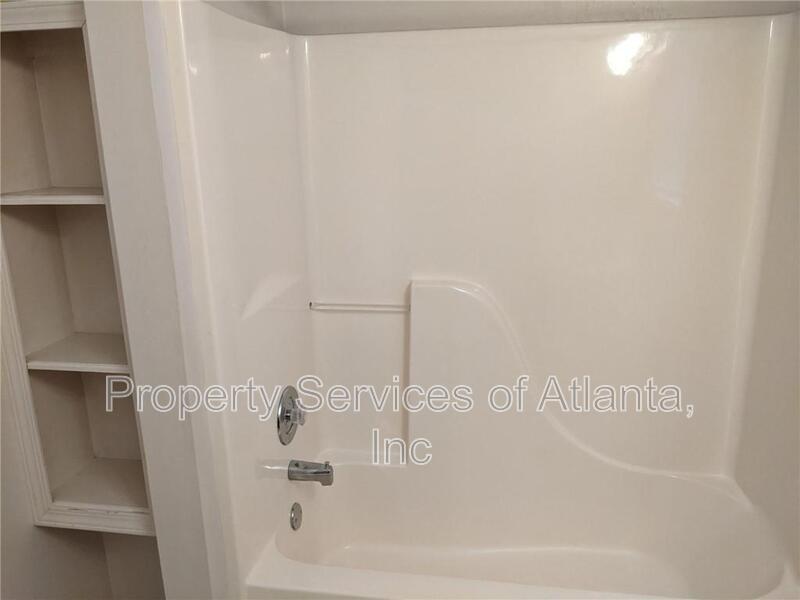 Acworth-4BR/3BA-Finished Basement-Bedroom-Bath-Kitchenette & Bonus property image
