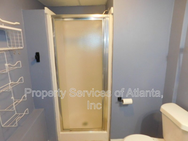 Acworth-4BR/3BA-Finished Basement-Bedroom-Bath-Kitchenette & Bonus property image