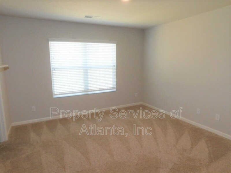 Lithonia Newer Townhome-2BR/2.5BA Fenced Yard property image