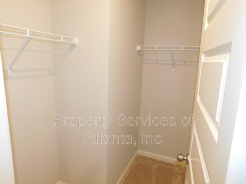 Lithonia Newer Townhome-2BR/2.5BA Fenced Yard property image