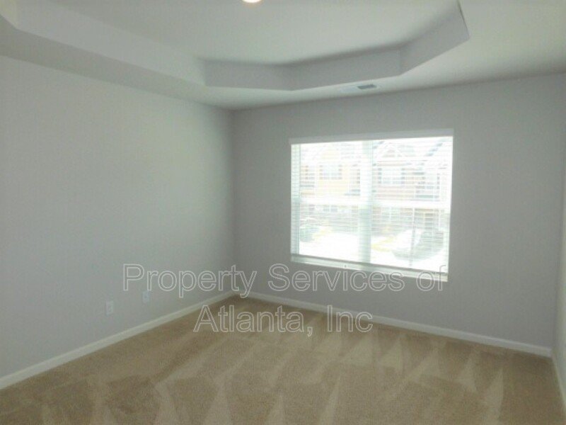 Lithonia Newer Townhome-2BR/2.5BA Fenced Yard property image