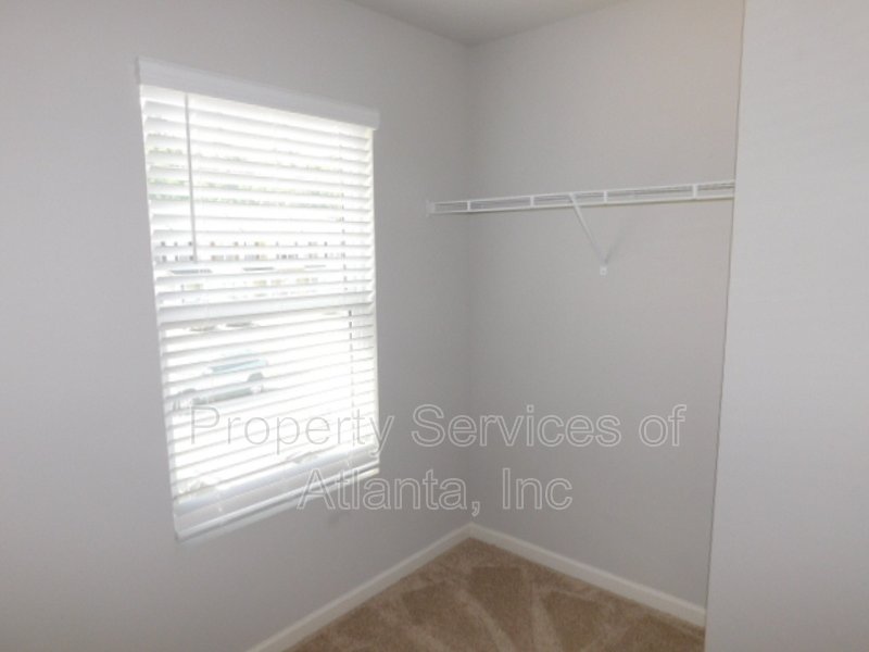 Lithonia Newer Townhome-2BR/2.5BA Fenced Yard property image