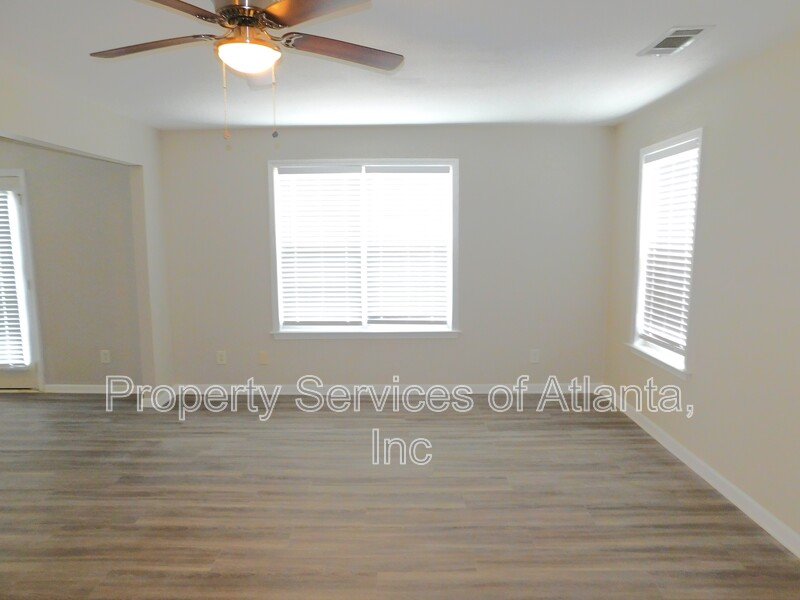 Douglasville - 3BR/2.5BA - Community with Amenities property image