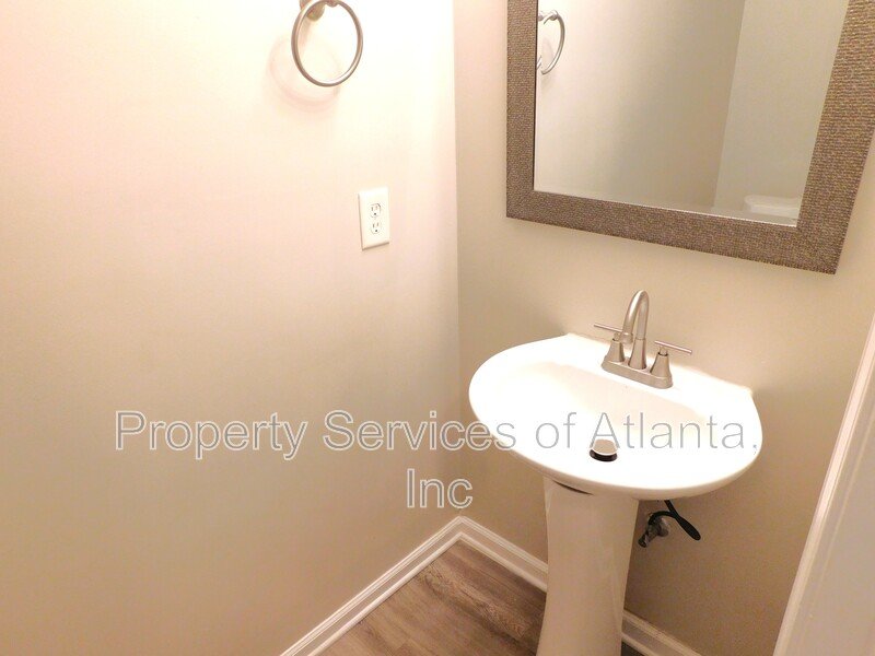 Douglasville - 3BR/2.5BA - Community with Amenities property image
