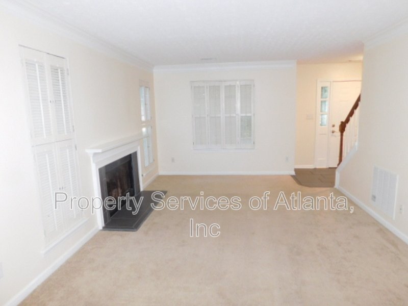 Johns Creek - 3BR/2.5BA - Fenced in Yard!! property image