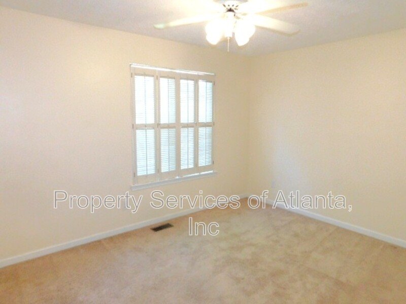 Johns Creek - 3BR/2.5BA - Fenced in Yard!! property image