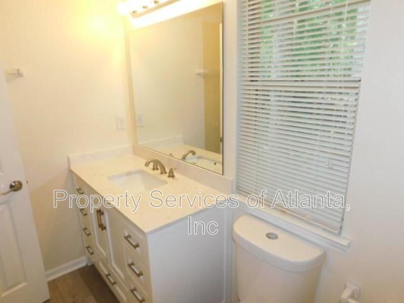 Johns Creek - 3BR/2.5BA - Fenced in Yard!! property image
